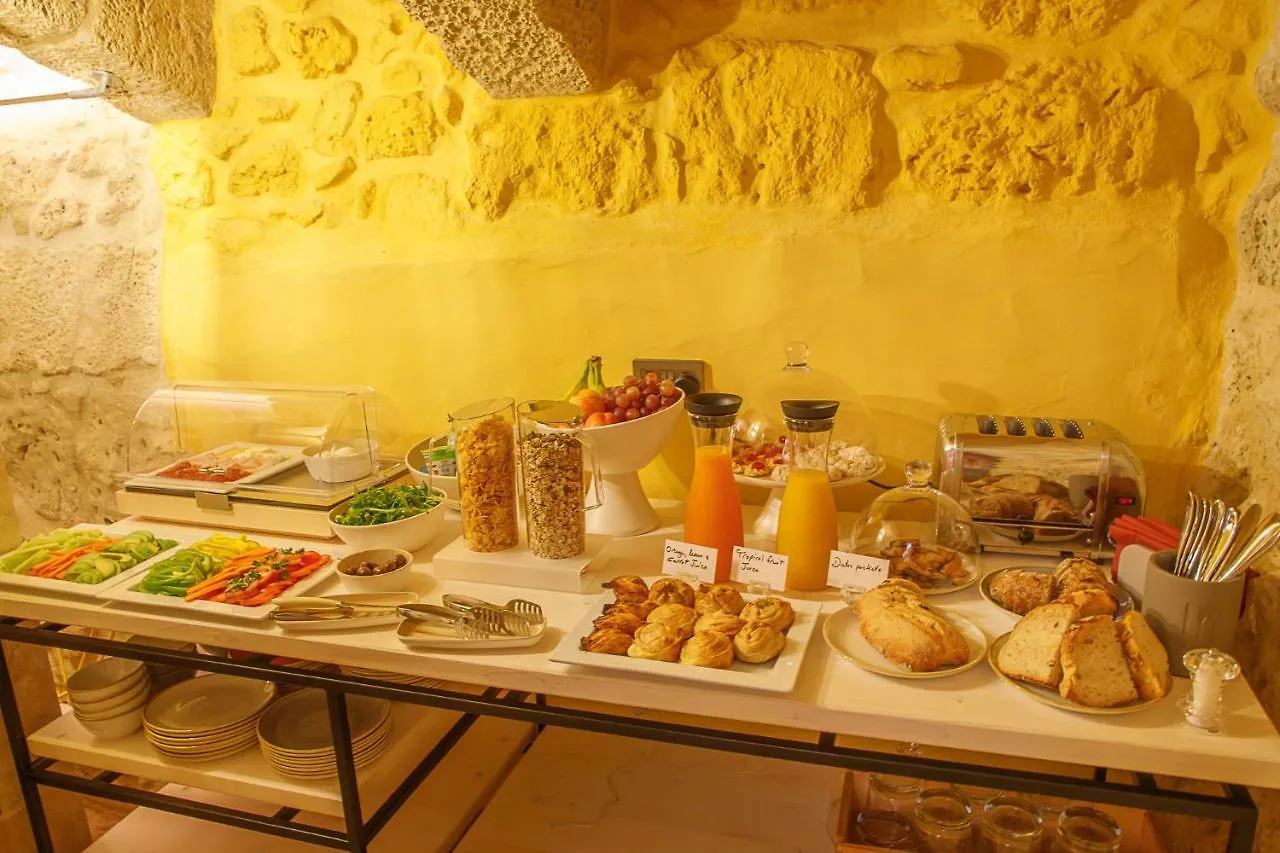 The Heritage Boutique Accommodation Rabat Couette-café